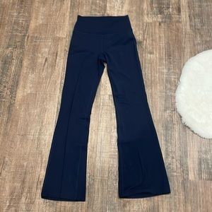 Lululemon Flare Highrise Align Pants in Dark Navy Blue - SIZE 6 *Regular Length